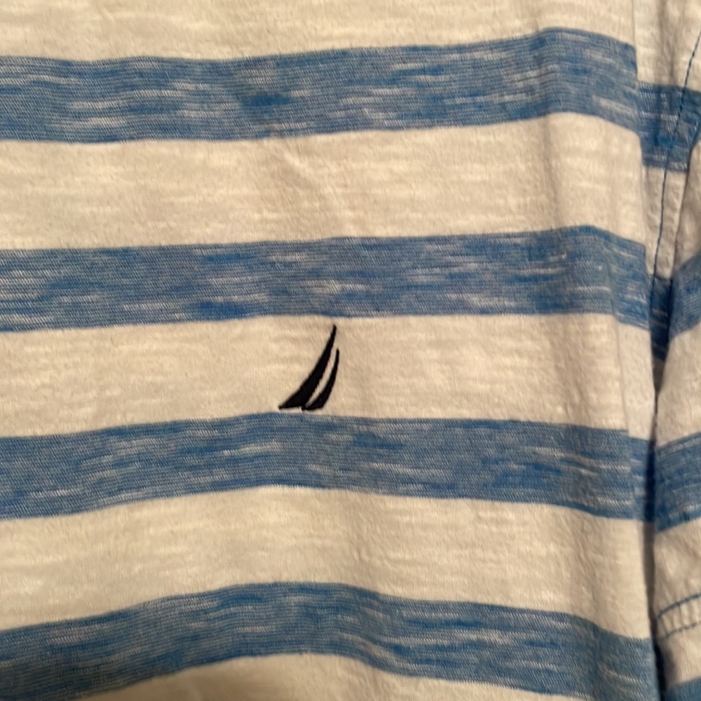 Men’s tshirt - Picture 2 of 3
